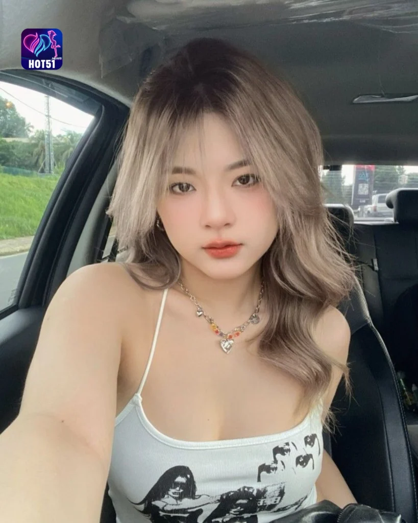 Hot51 Korea's Top Live Streaming App for Connecting with Girls