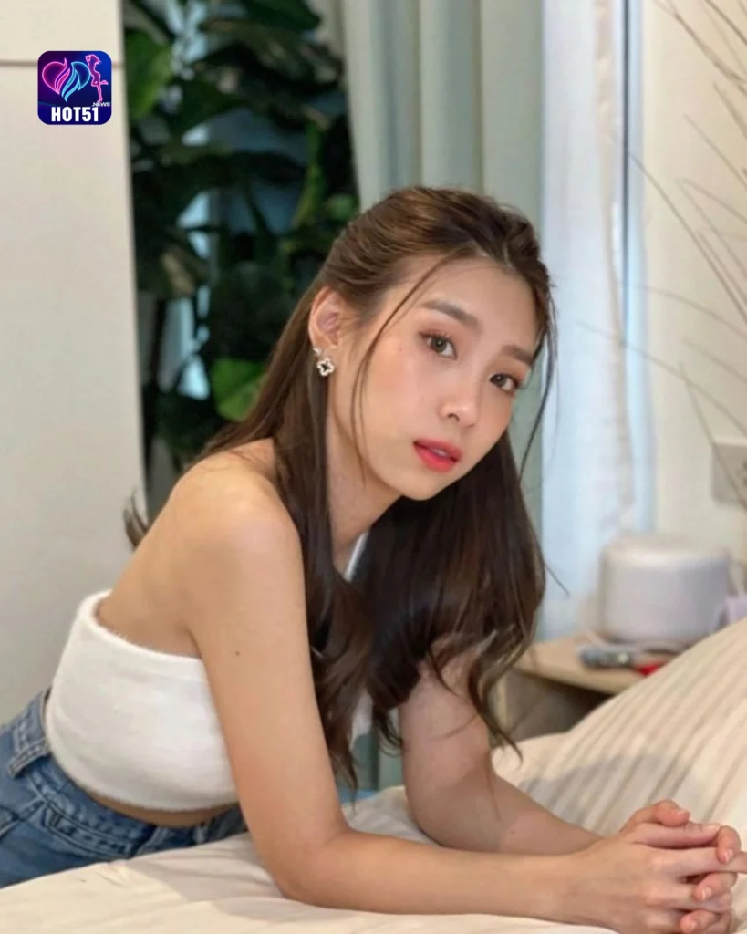 Beautiful Stunning Hot51 Korea's Top Live Streaming App 