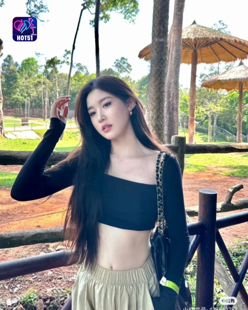 Beautiful Stunning Hot51 Korea's Top Live Streaming App