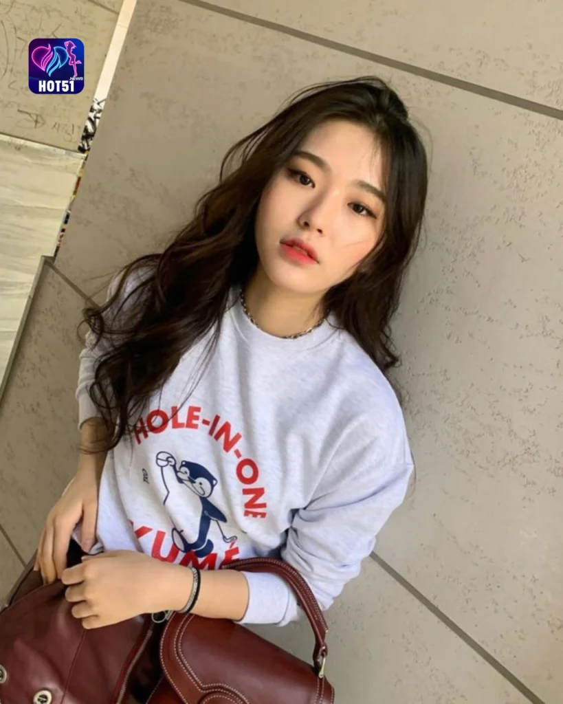 Hot51 Korea's Top Live Streaming App for Chatting Making FriendsHOT51