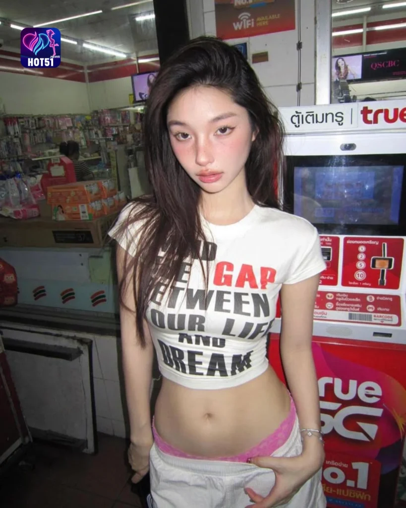 Hot51 Korea's Top Live Streaming  Social App