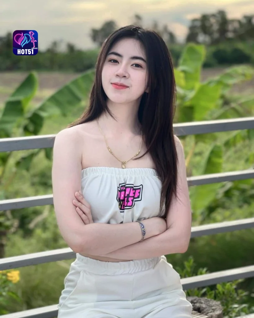 Hot51 Korea's Top Live Streaming App for Girls Friends​