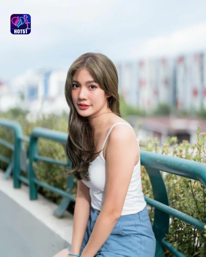 Hot51 Korea's Top Live Streaming App for Girls FriendsHOT51