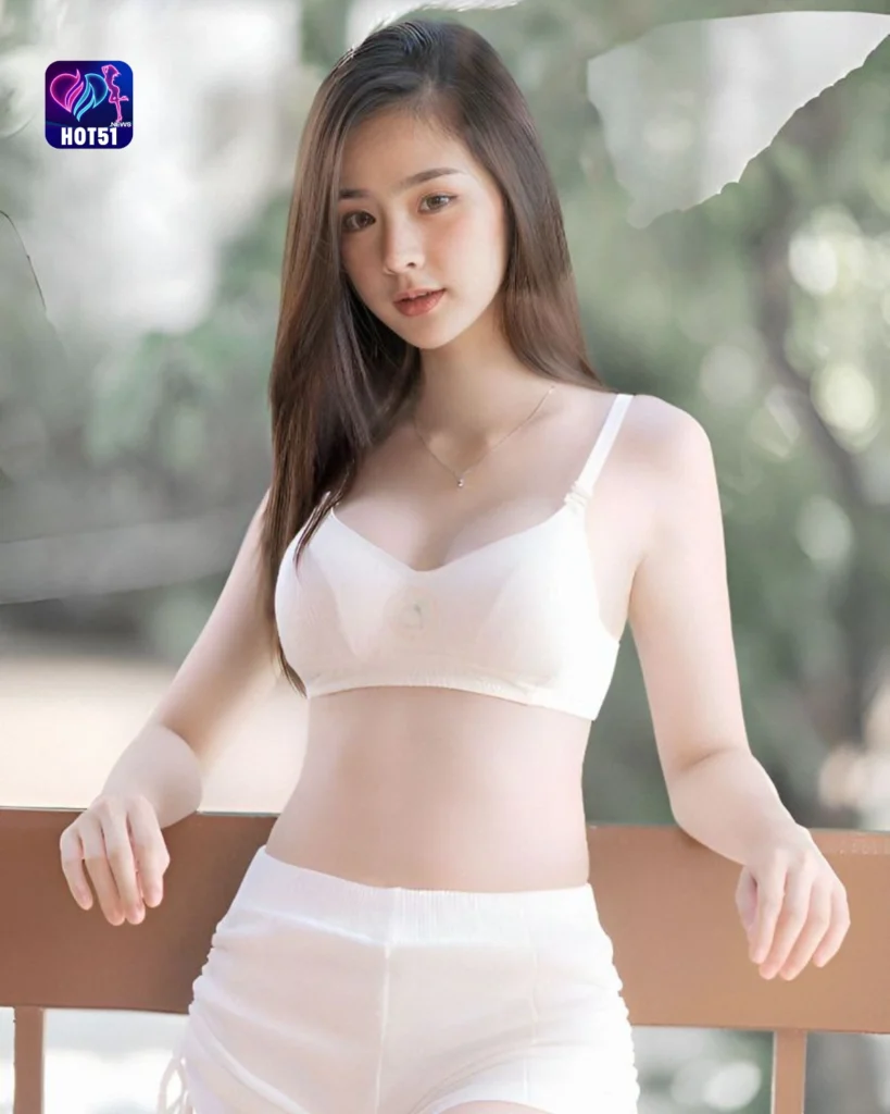 Beautiful Stunning Hot51 Korea’s Top Live Streaming Social App