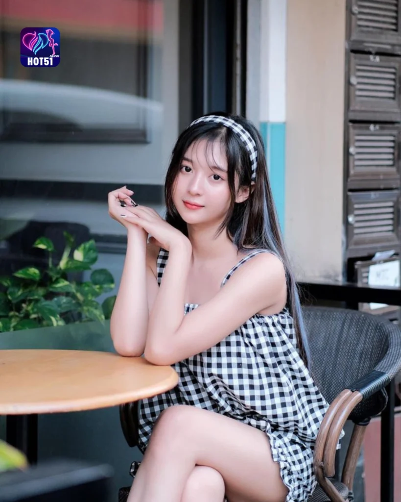 Hot51 Korea's Top Live Streaming App for Connecting with GirlsHot51