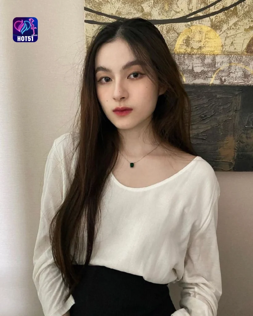 Beautiful Stunning Hot51 Korea's Top Live Streaming App for Girls