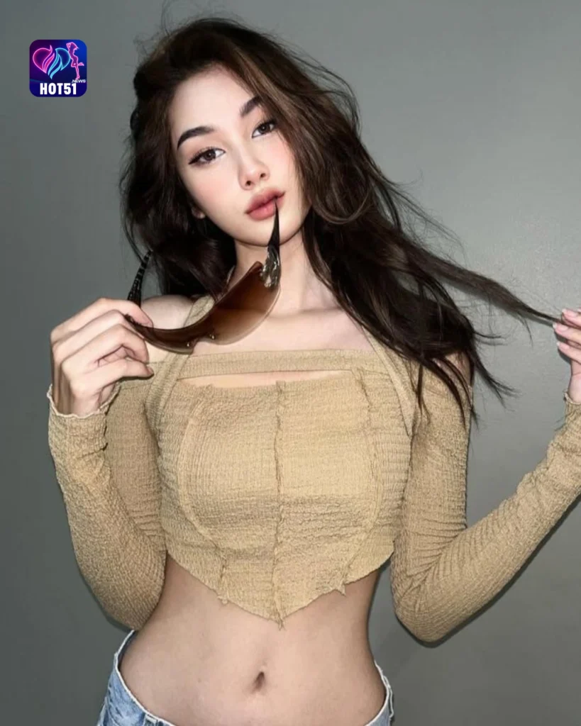 Hot51 Korea's Top Live Streaming App for Girls Social Fun
