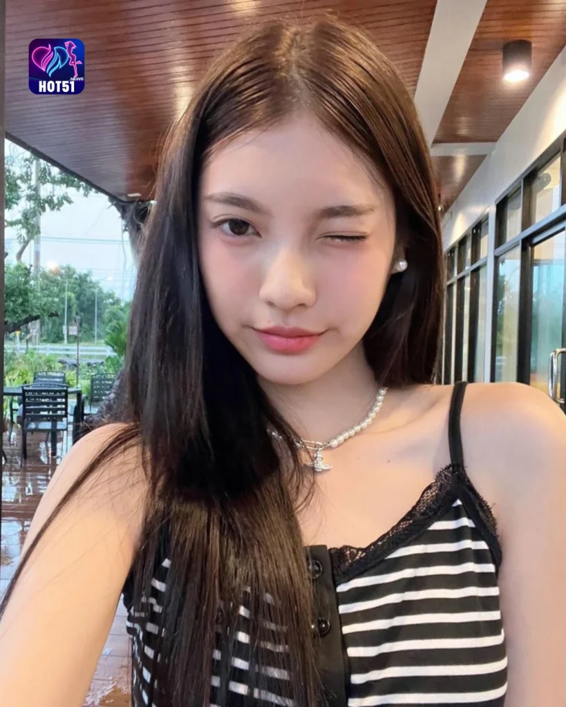 Hot51 Korea's Top Live Streaming App for Making Friends and Watching Girls' Live Streams