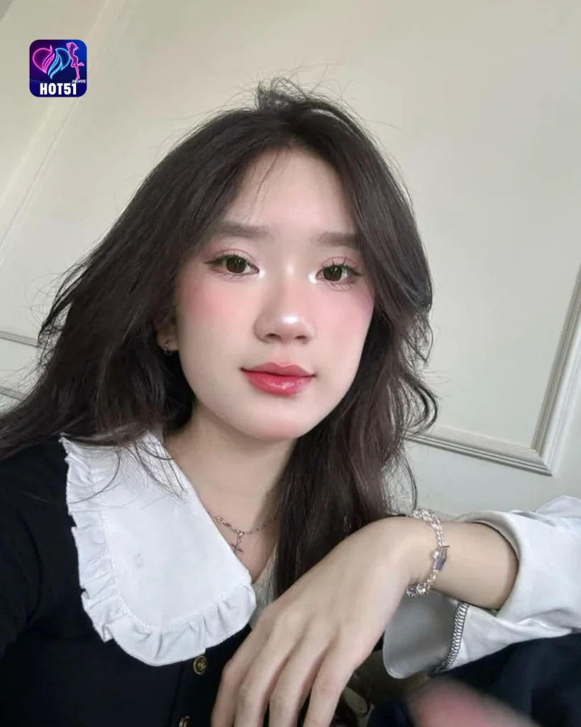 Hot51 Korea's Top Live Streaming App for Chat  Fun