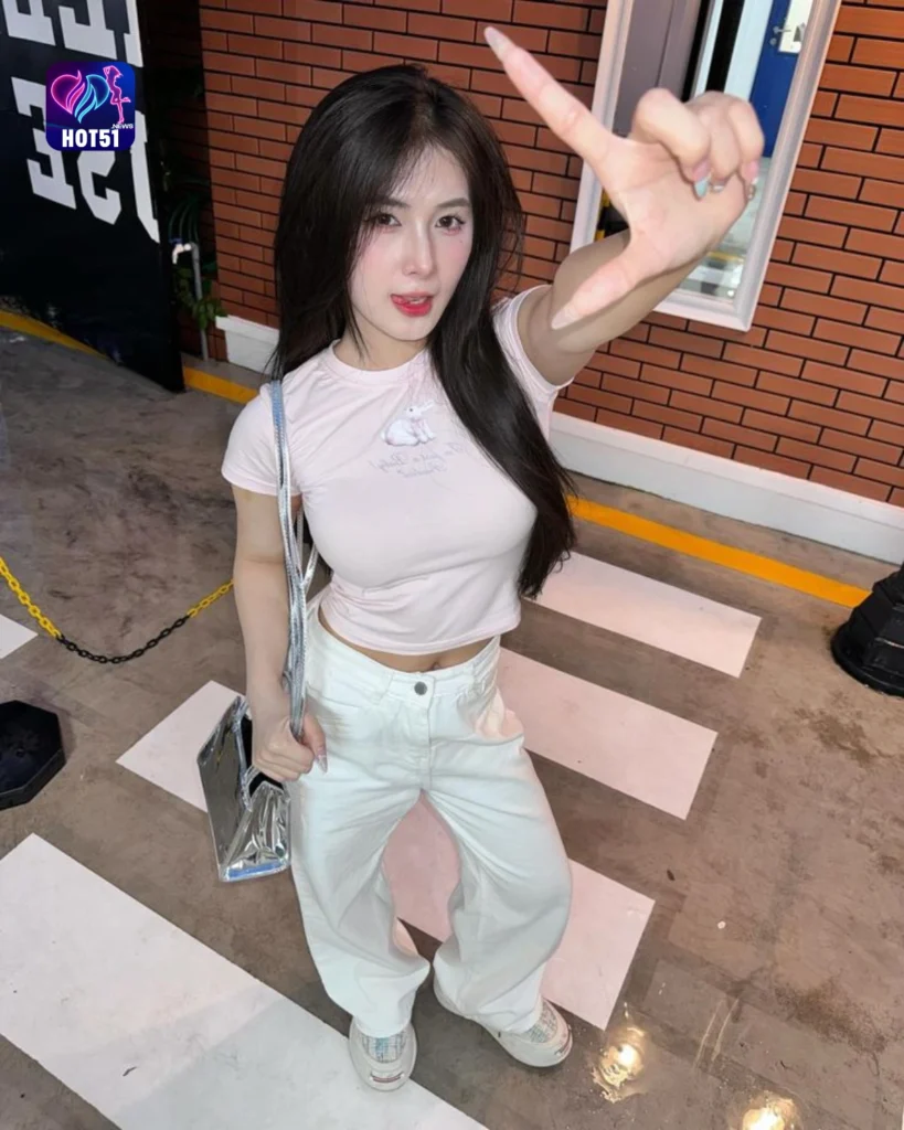 Hot51 Korea's Top Live Streaming App for Socializing